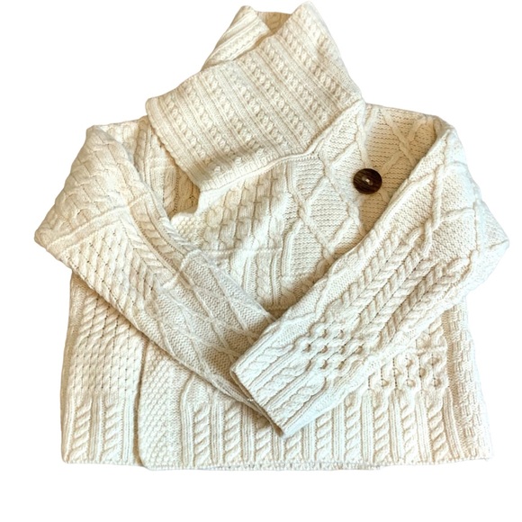 Carraigdonn Irish Merino Wool Oatmeal Chunky Cable Knit
Wrap Cardigan Sweater - Picture 2 of 14